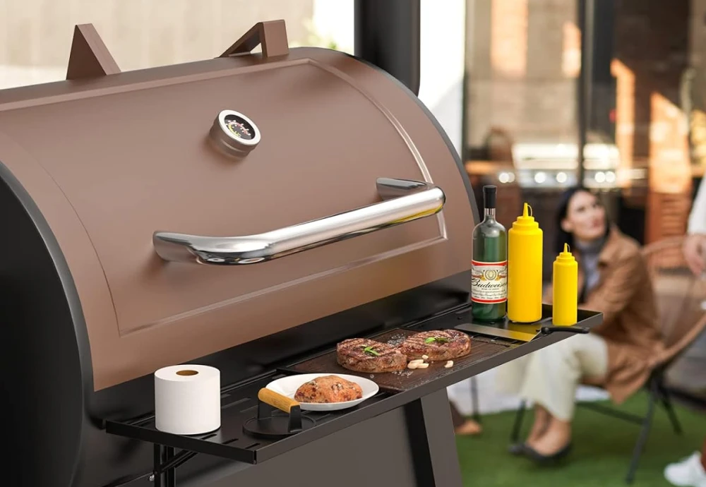 how does wood pellet grill work
